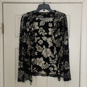 Chicos - travelers black and white liquid knit cardigan top - size S